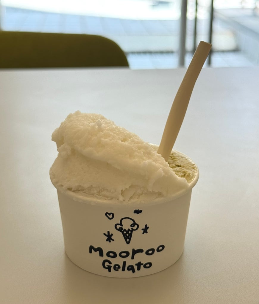 jjeong_517은 피스타치오와 참외맛을 골랐는데 본연의 맛이 잘 느껴지고 많이 달지 않아서 좋았다고 적었습니다.