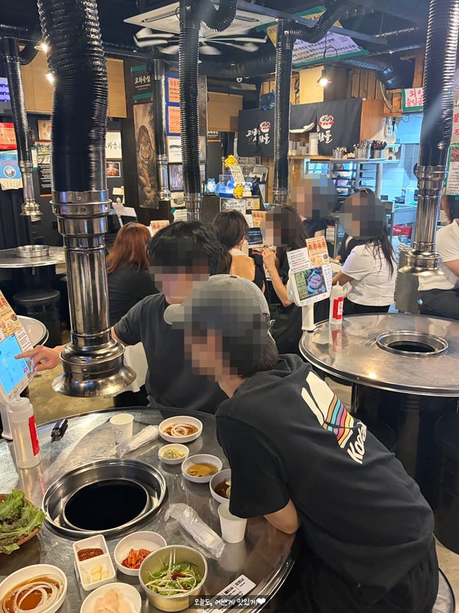 wldud5941은 남편과 남편 친구까지 셋이 방문해 분위기도 좋고 가성비도 최고라고 적었습니다.