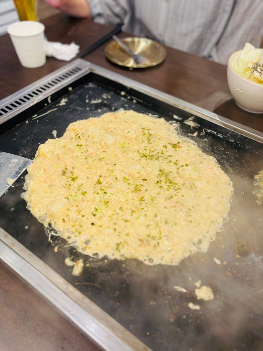 shushuly가 촬영한 연무장길의 건물들입니다. 붉은 벽돌의 질감과 오래된 건물들의 매력을 담았습니다. 골목을 특징 짓는 시각적 요소가 드러나 있습니다.